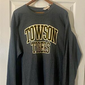 NWT Towson University Tigers Long Sleeve Crewneck Shirt Gray  Towson State